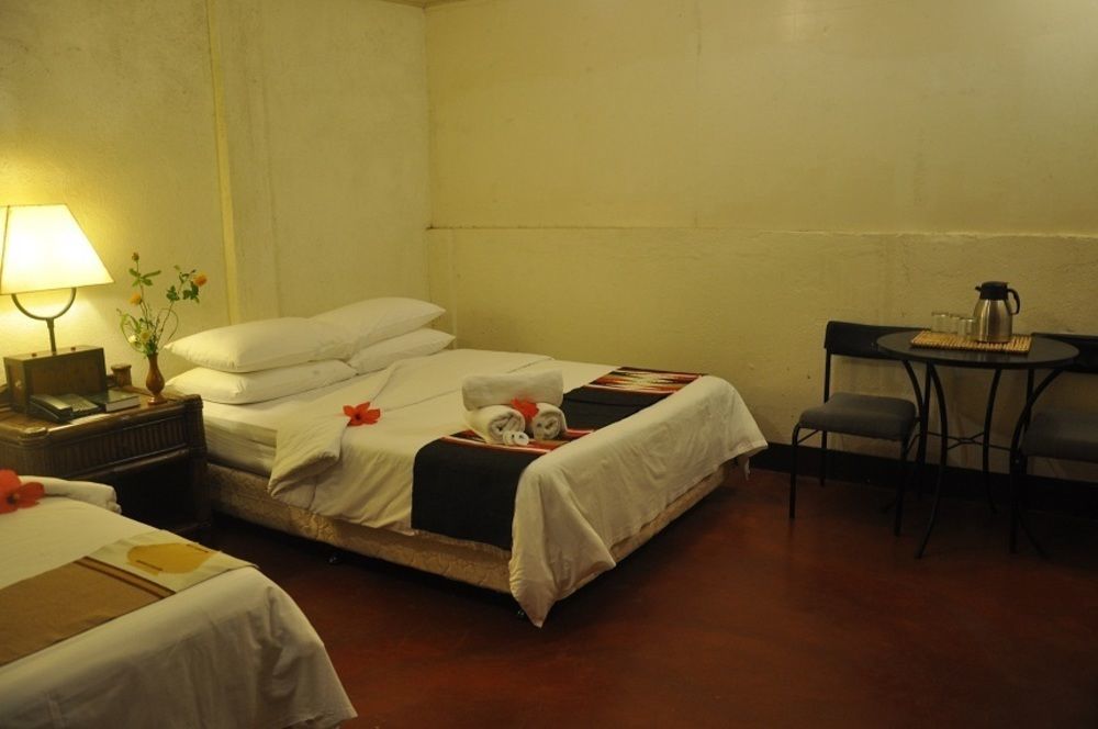 Paras Beach Resort Naasag Exterior foto