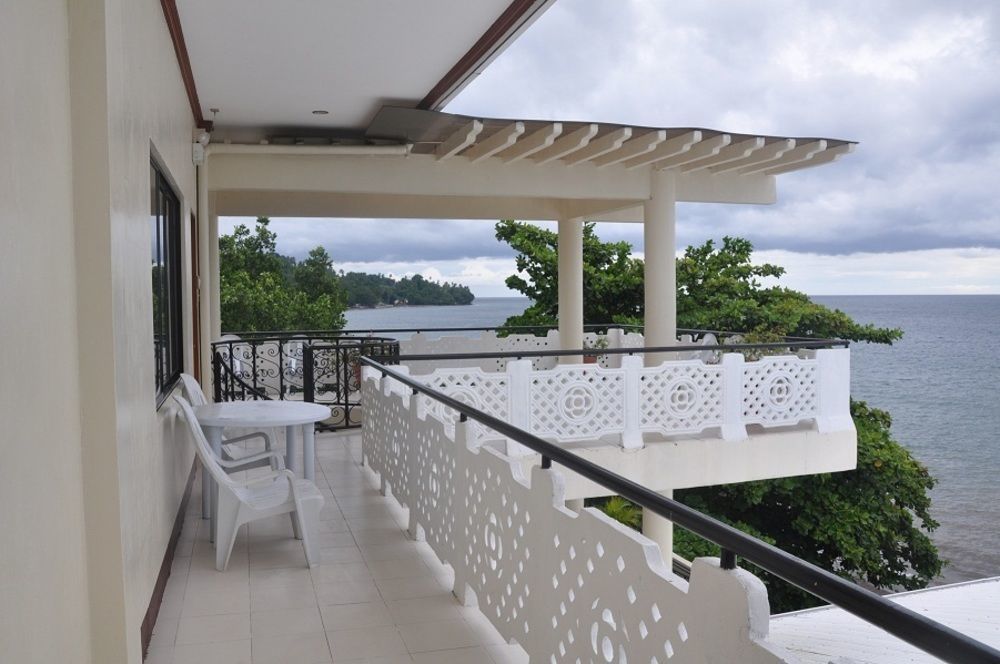 Paras Beach Resort Naasag Exterior foto